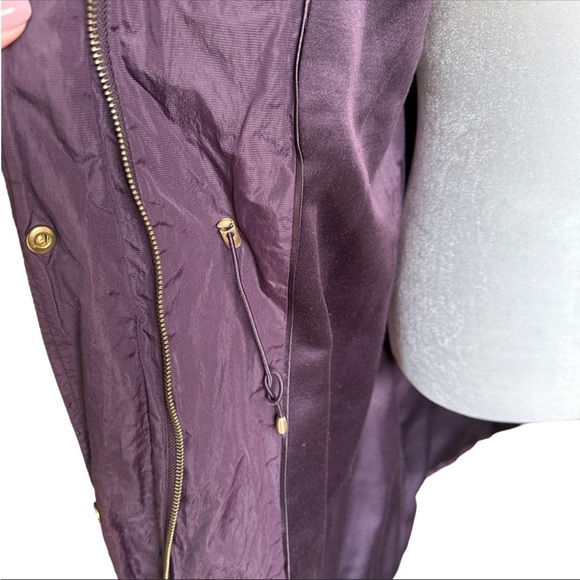 Ellen Tracy Plum Colored Raincoat w/Drawstring Waist - Picture 6 of 9